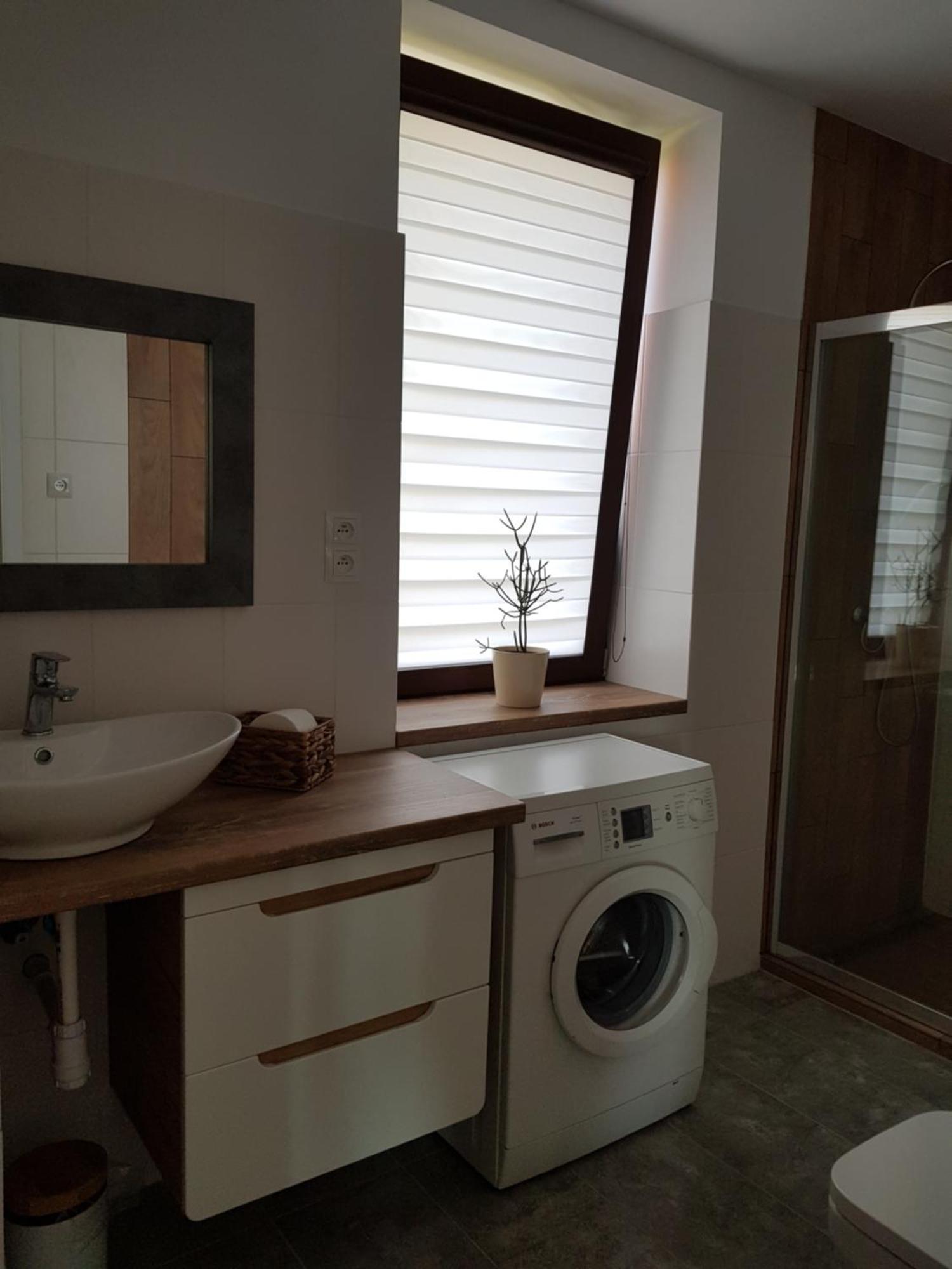 Apartament Na Warszawskiej ゴジュフ・ヴィエルコポルスキ エクステリア 写真
