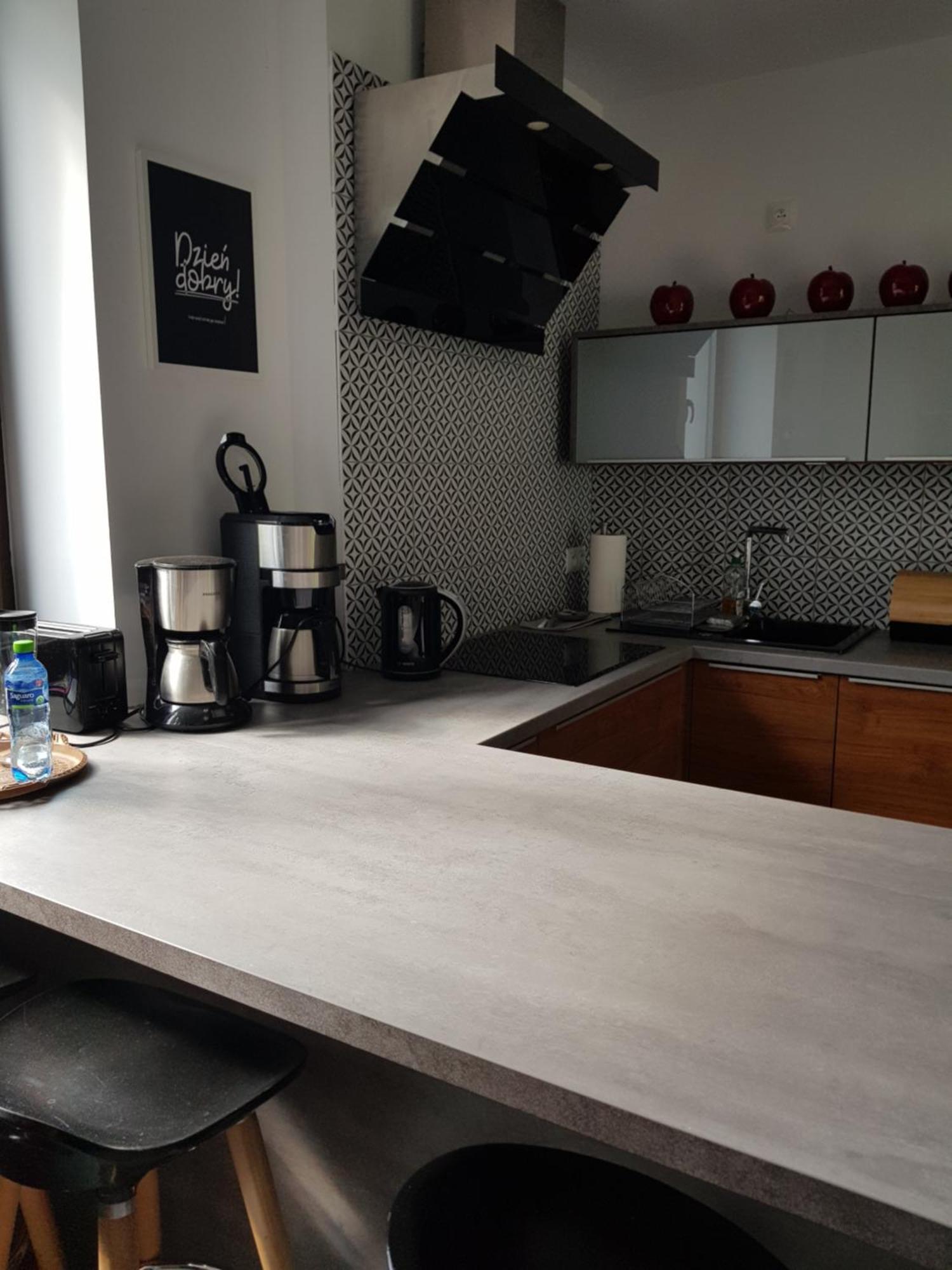 Apartament Na Warszawskiej ゴジュフ・ヴィエルコポルスキ エクステリア 写真